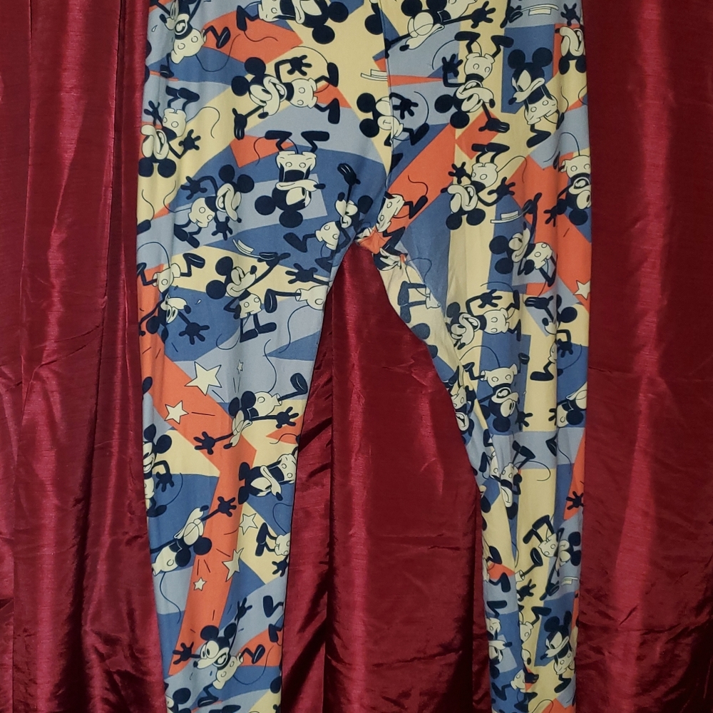 Lularoe Disney leggings TC